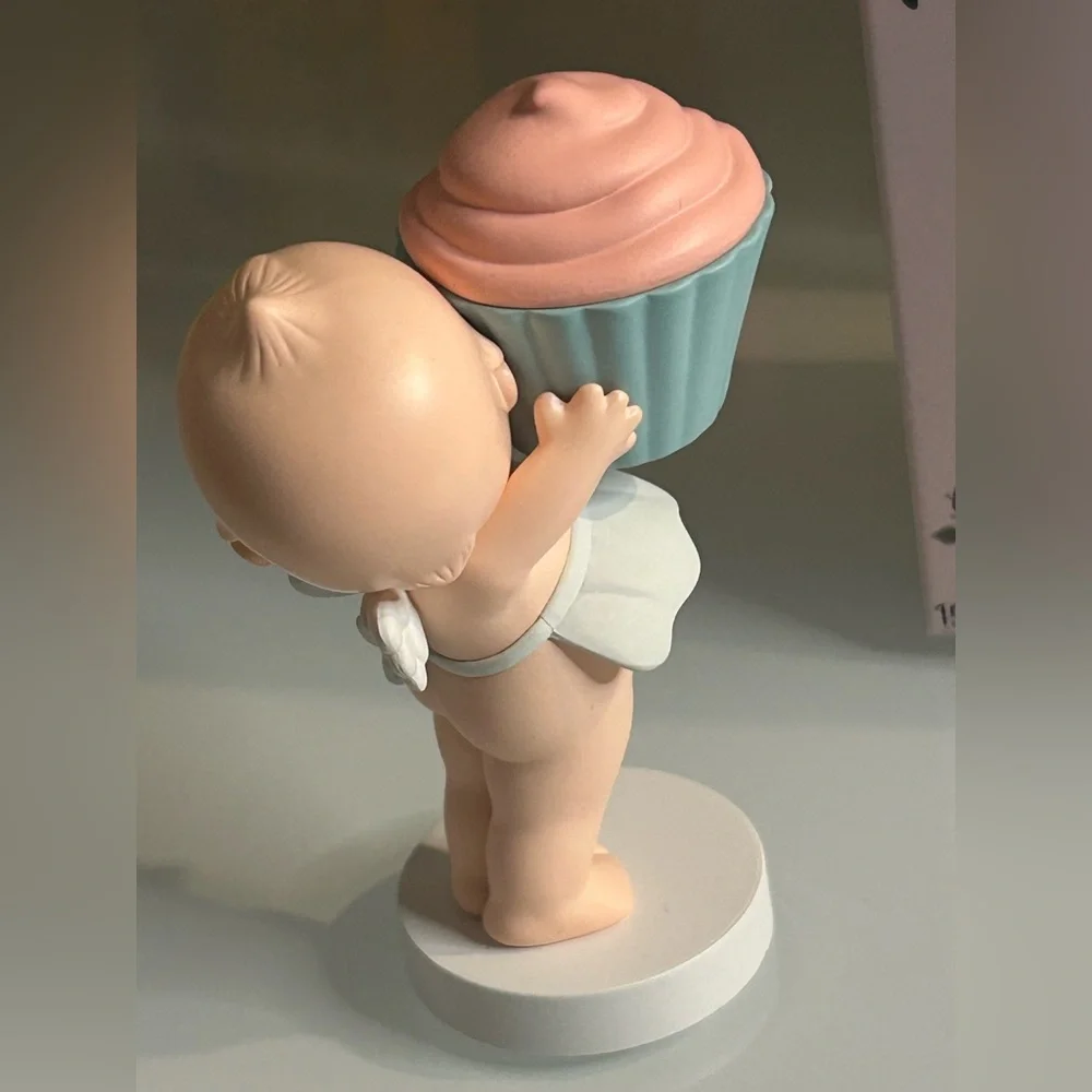 Kewpie Cupcake Holding Things Blind Box Figure